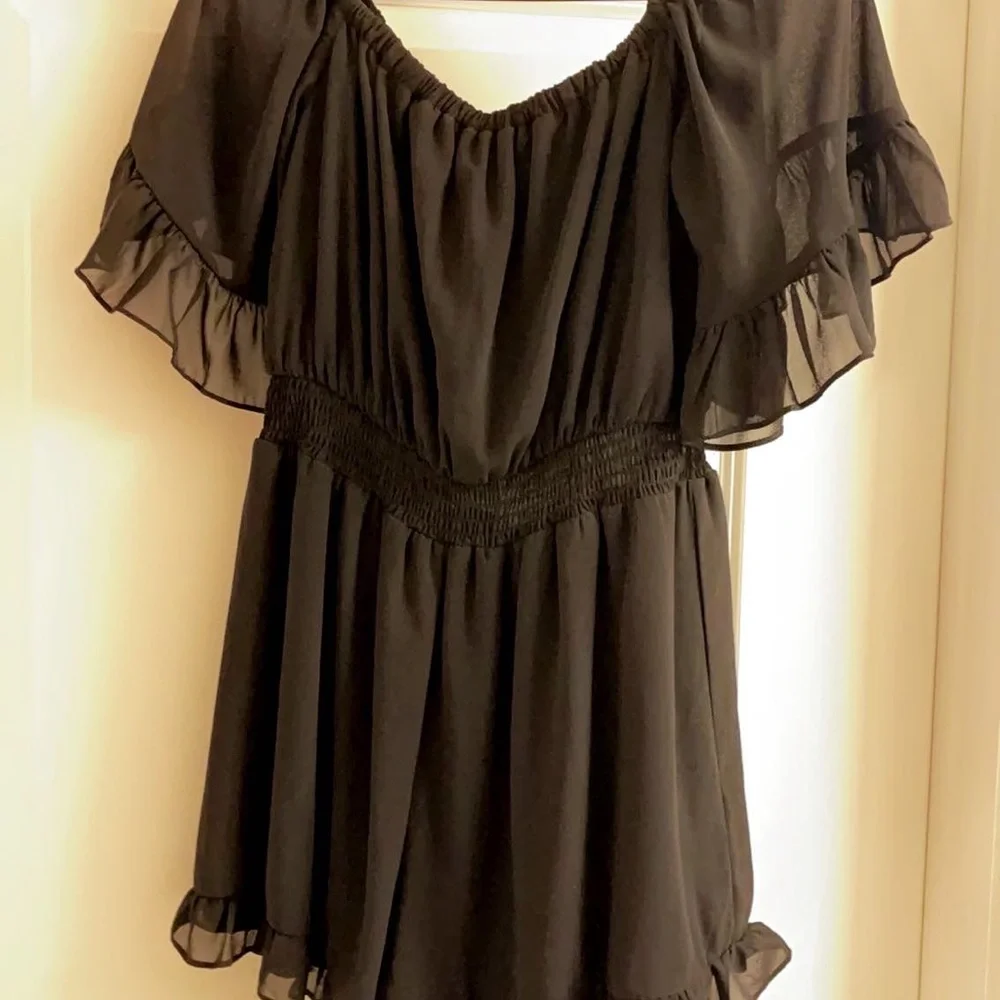 Black Ruffle Romper - Picture 2 of 2